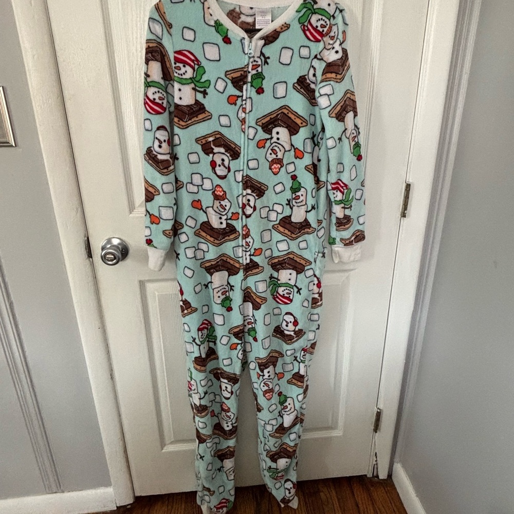Cozy Snowman Print Onesie Pajamas